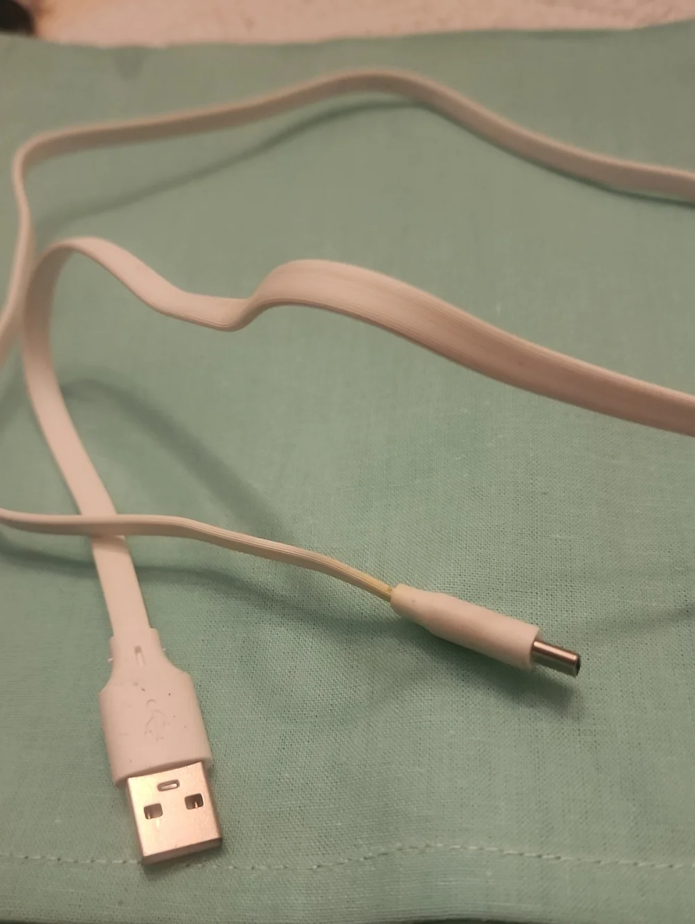White USB to USB - C Connector Charging Cable - 30